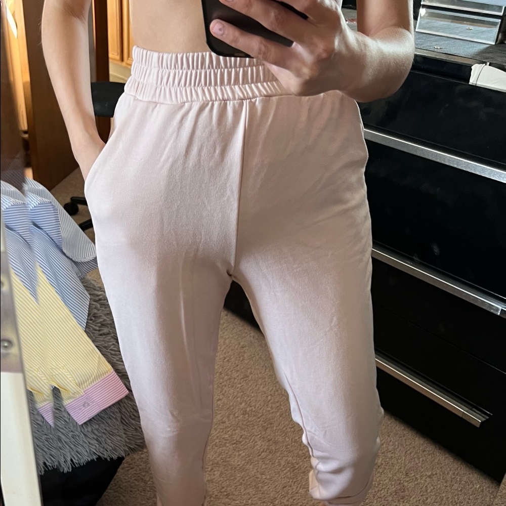Joggers - Picture 3 of 4